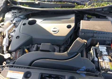 2015 Nissan Altima 2.5 S from USA, damaged, VIN 1N4AL3AP5FN328444